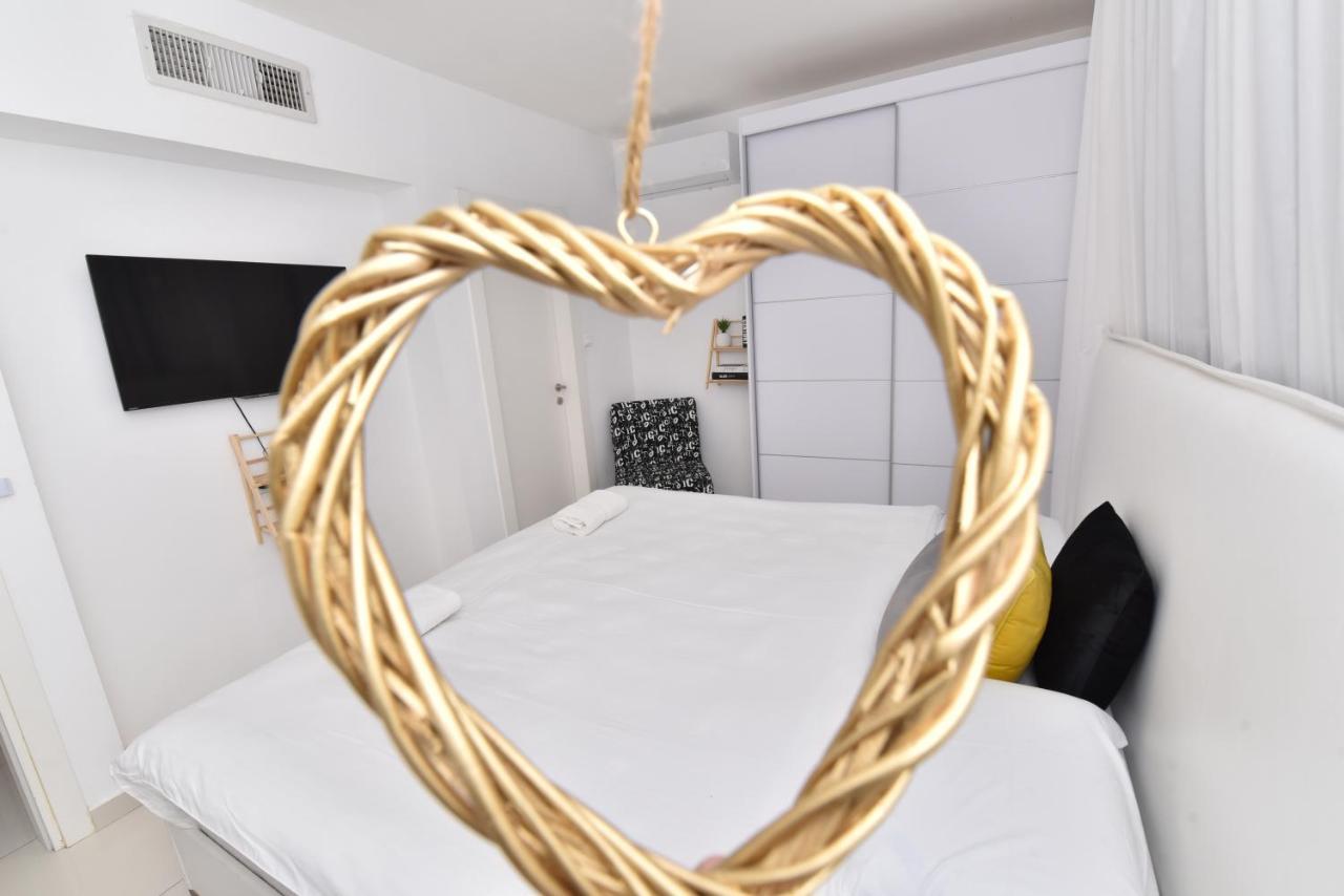 דירת גן דלוקס Apartment Eilat Exterior foto