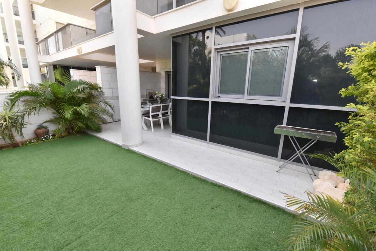 דירת גן דלוקס Apartment Eilat Exterior foto